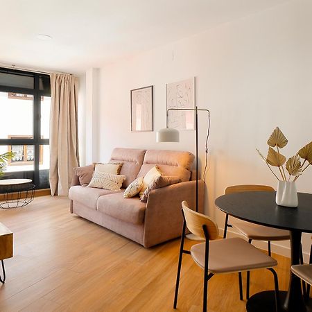 Apartamentos Aptio Oviedo Luaran gambar
