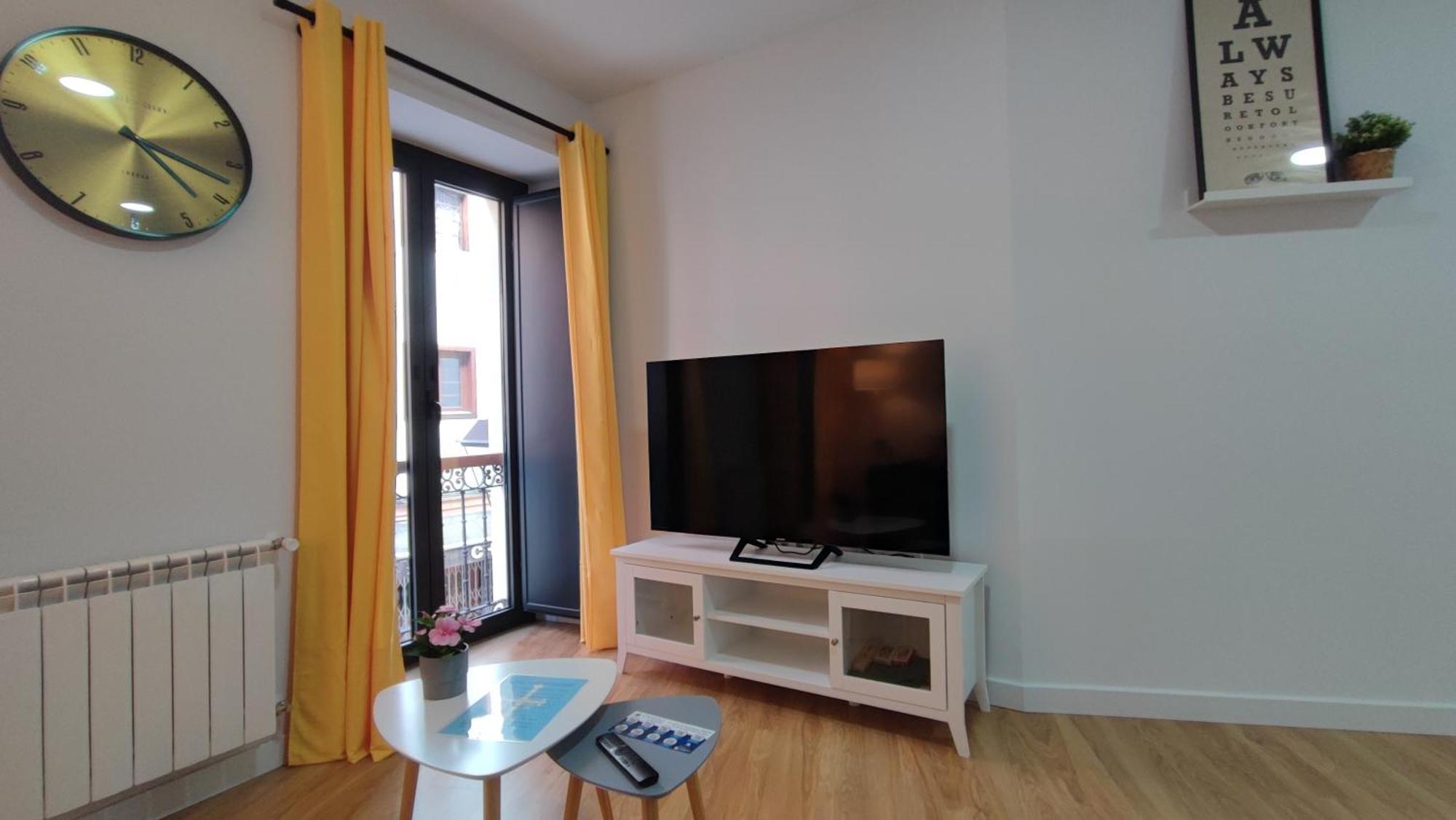 Apartamentos Aptio Oviedo Luaran gambar