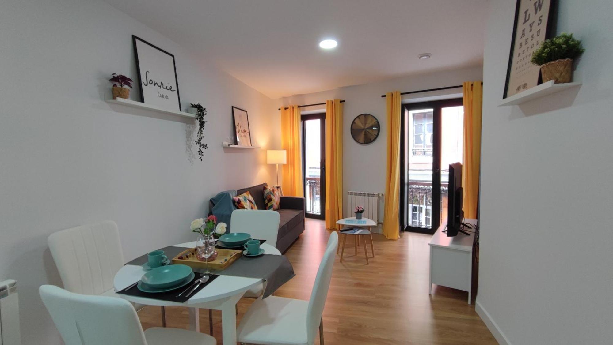 Apartamentos Aptio Oviedo Luaran gambar