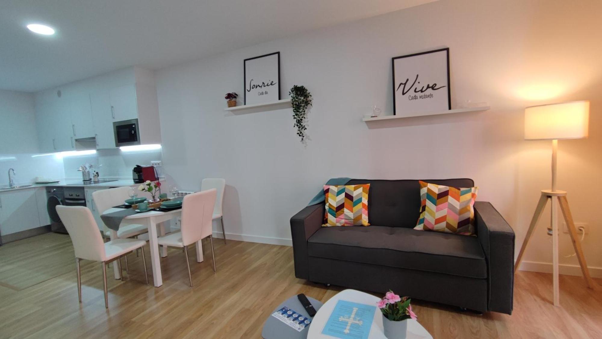 Apartamentos Aptio Oviedo Luaran gambar