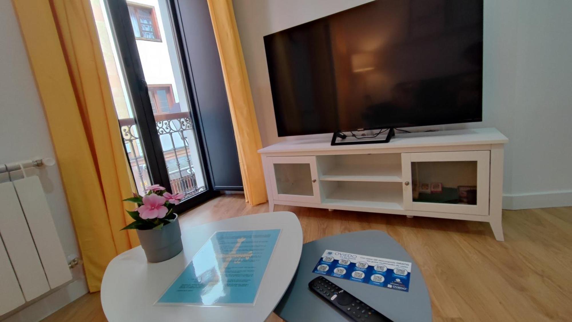 Apartamentos Aptio Oviedo Luaran gambar