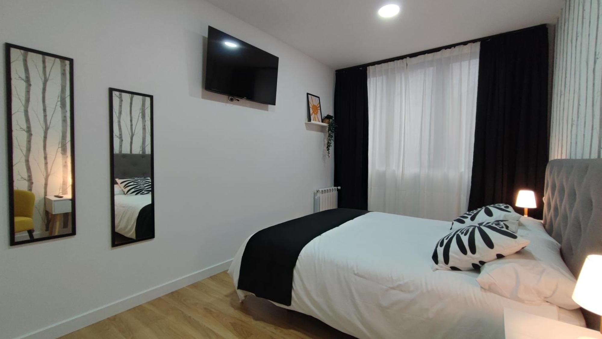 Apartamentos Aptio Oviedo Luaran gambar