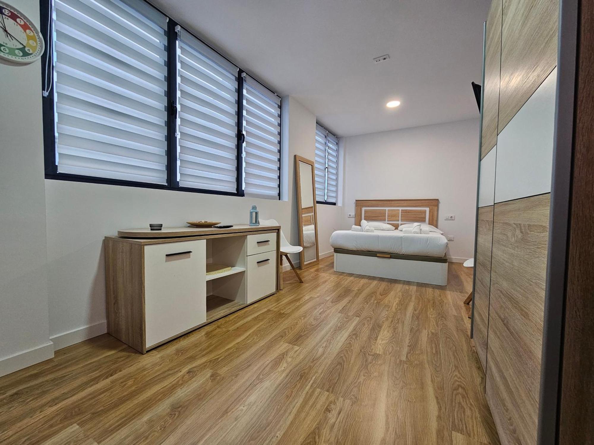 Apartamentos Aptio Oviedo Luaran gambar