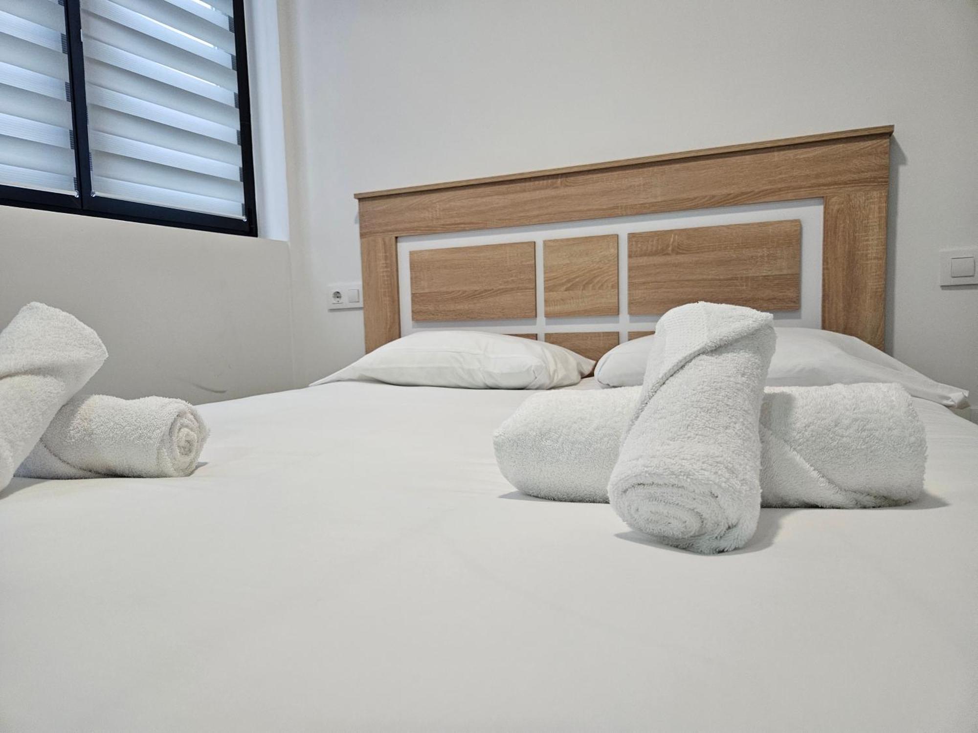 Apartamentos Aptio Oviedo Luaran gambar