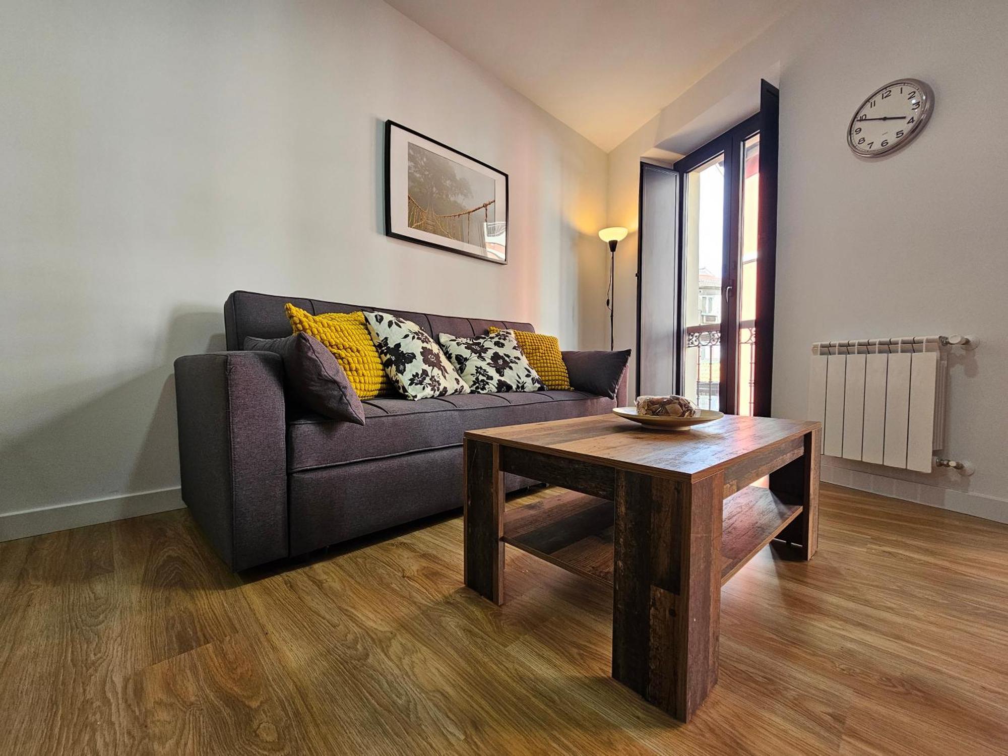 Apartamentos Aptio Oviedo Luaran gambar