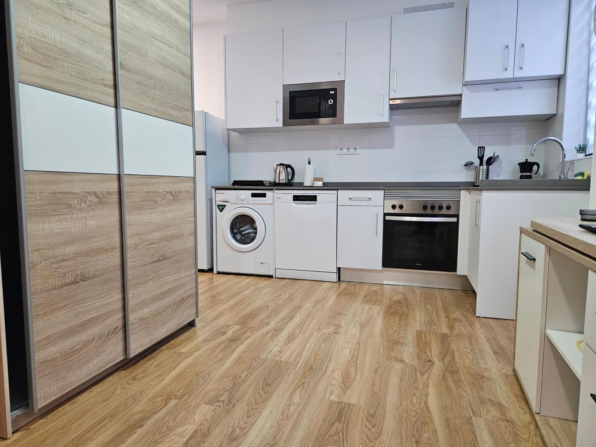 Apartamentos Aptio Oviedo Luaran gambar