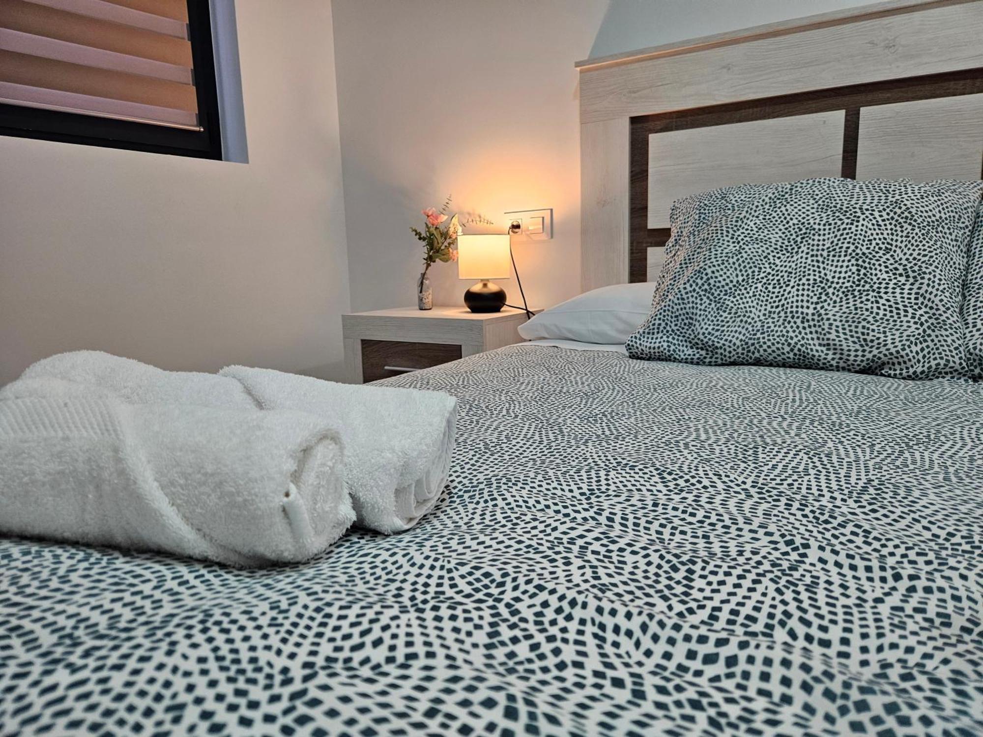 Apartamentos Aptio Oviedo Luaran gambar