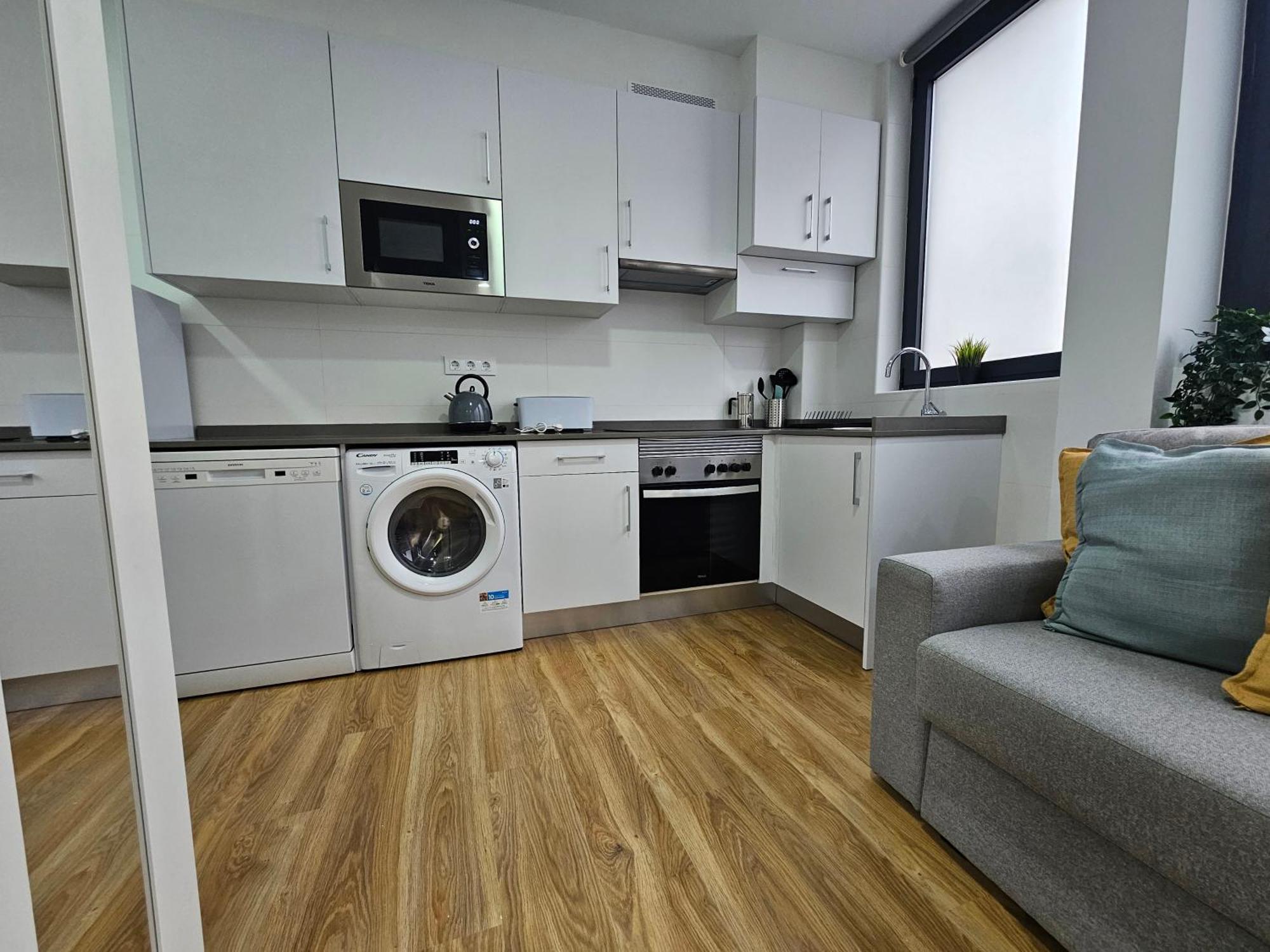 Apartamentos Aptio Oviedo Luaran gambar