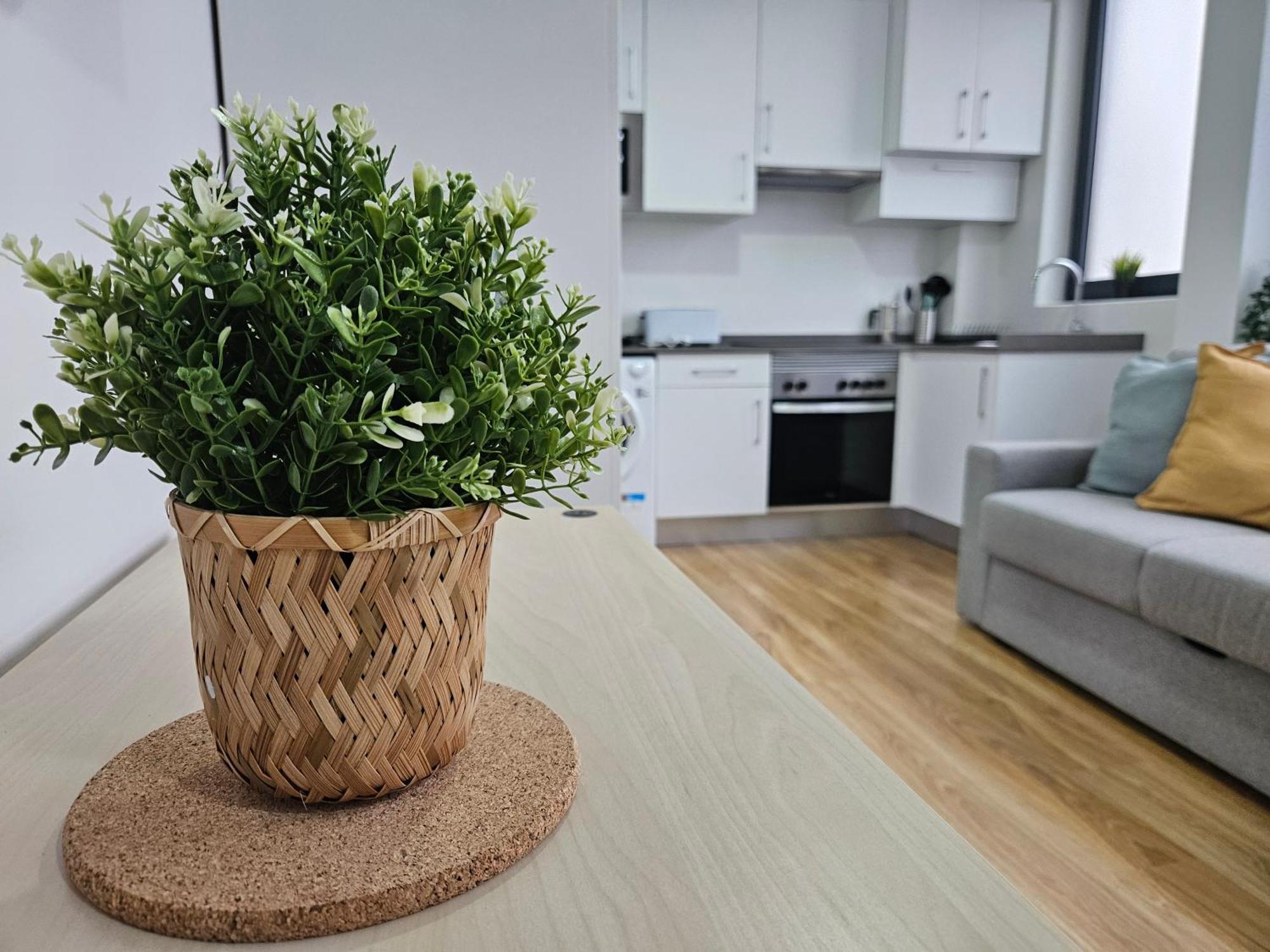 Apartamentos Aptio Oviedo Luaran gambar