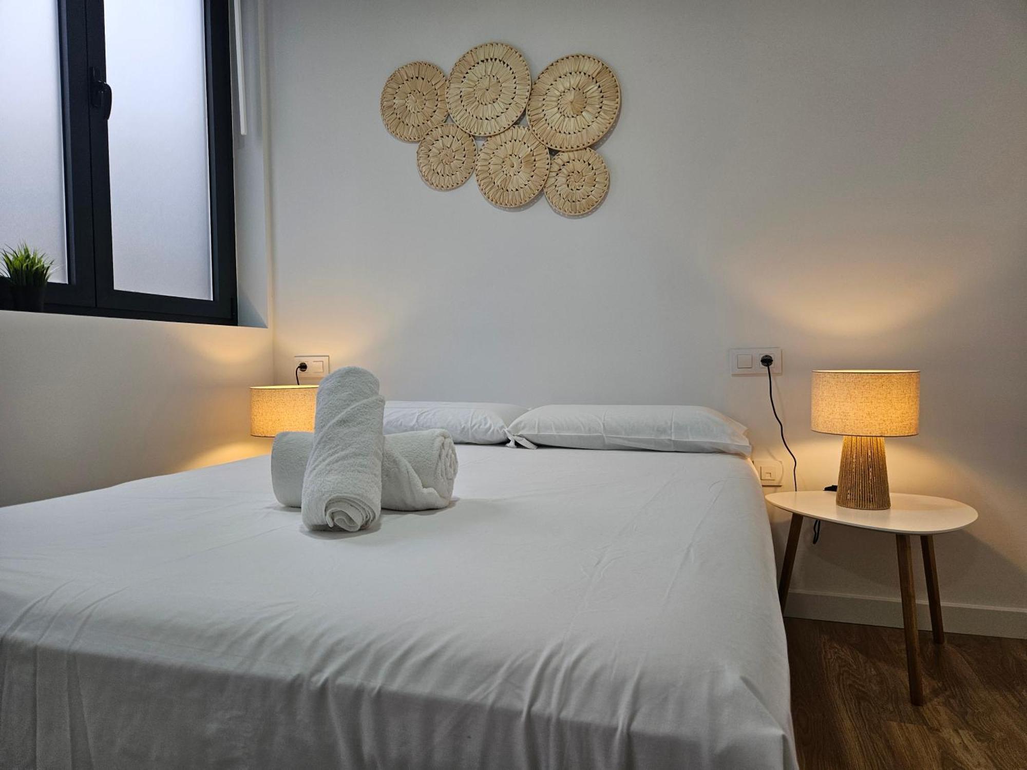 Apartamentos Aptio Oviedo Luaran gambar