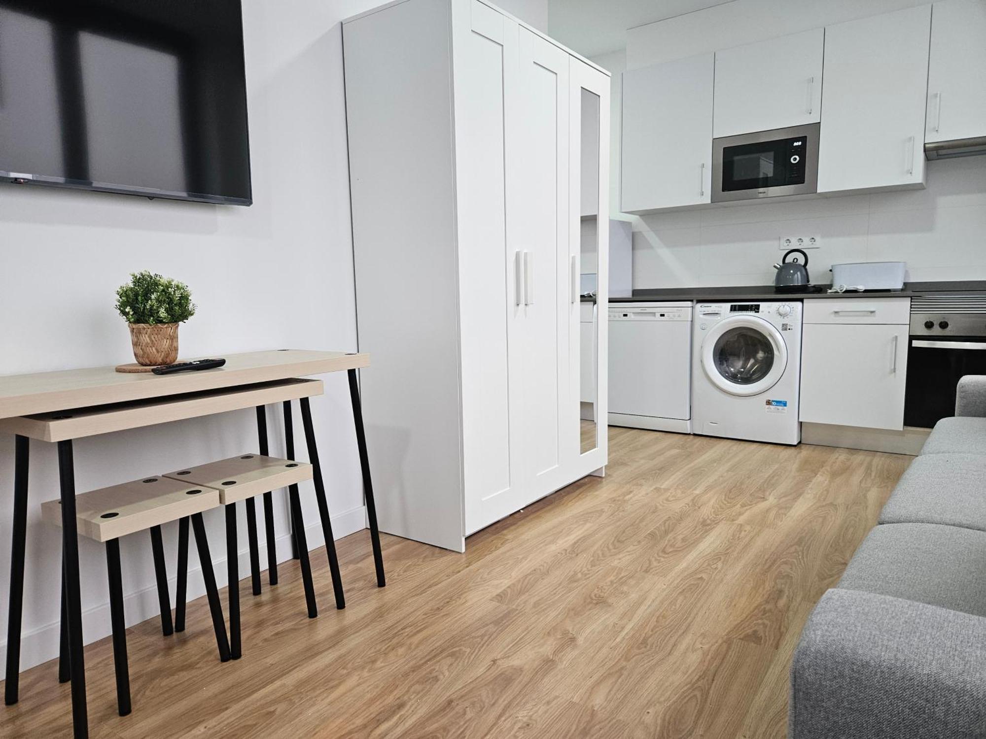 Apartamentos Aptio Oviedo Luaran gambar